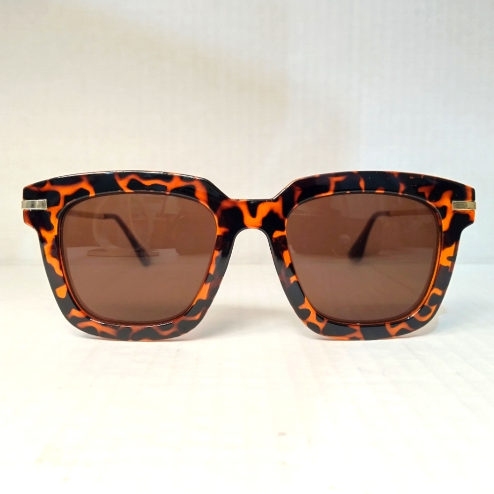 BAY SKY Oversized Square Tortoise Frame Brown Lens Sunglasses (BSG 1047)